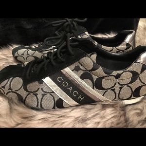 Coach Sneaker Size 8